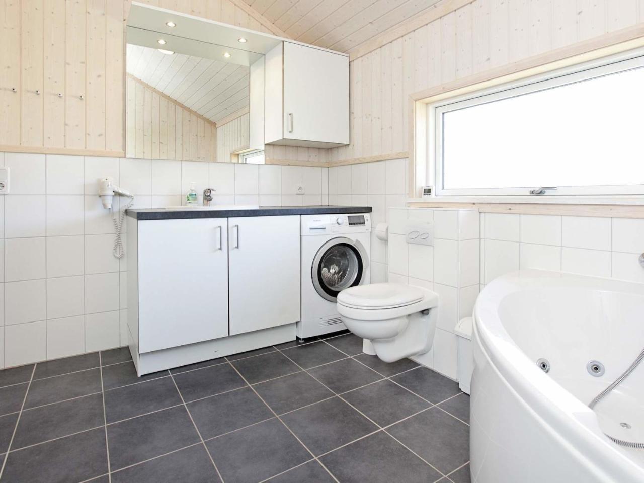 8 Person Holiday Home In Gro Enbrode Großenbrode 外观 照片